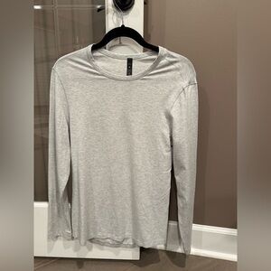 Lululemon Athletica Light Gray Long Sleeve Shirt
